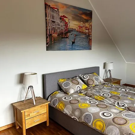 Apartmán Penthouse Apartement 2 In City Center *